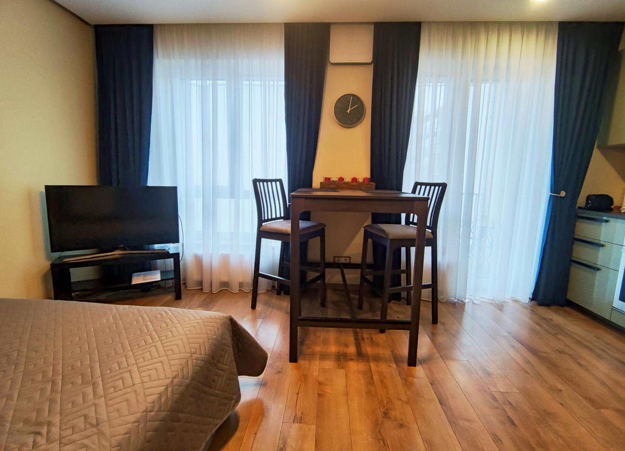 Apartments Franny'S Bees Vilnius Exterior photo